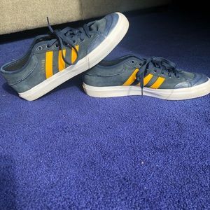 Adidas Hardies